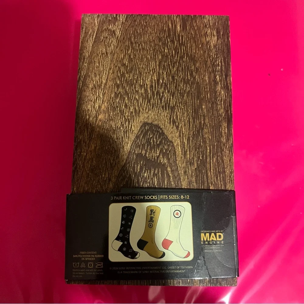 Sony Ghost of Tsushima 3-Pack Crew Socks - Black and Gold Packaging